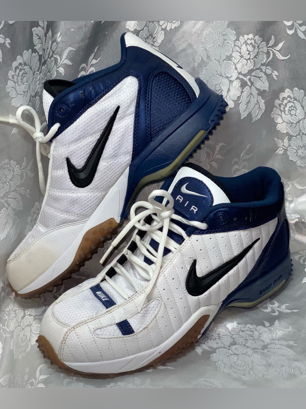 Nike Air Turf White Navy Blue Mid Top Trainers Men’s Size 11 Vintage Y2K